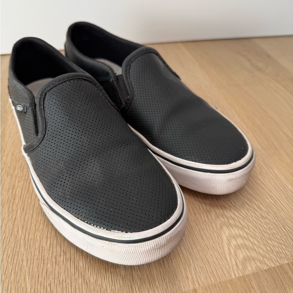 Women’s  Vans Black Slip-On Sneakers - Classic Casual Comfort